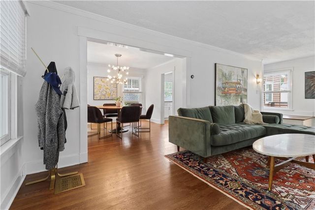 408 W 61st Street, Kansas City, MO 64113