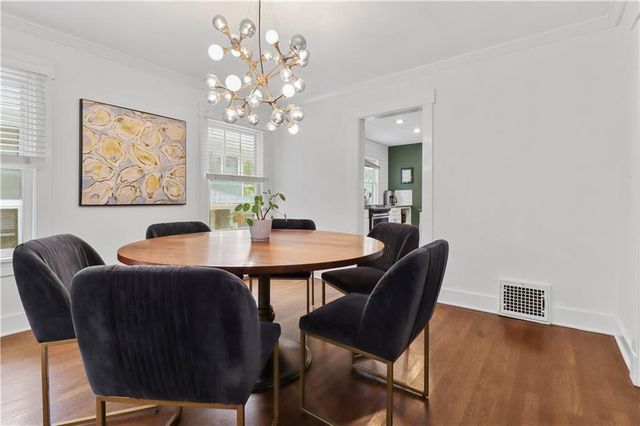 408 W 61st Street, Kansas City, MO 64113