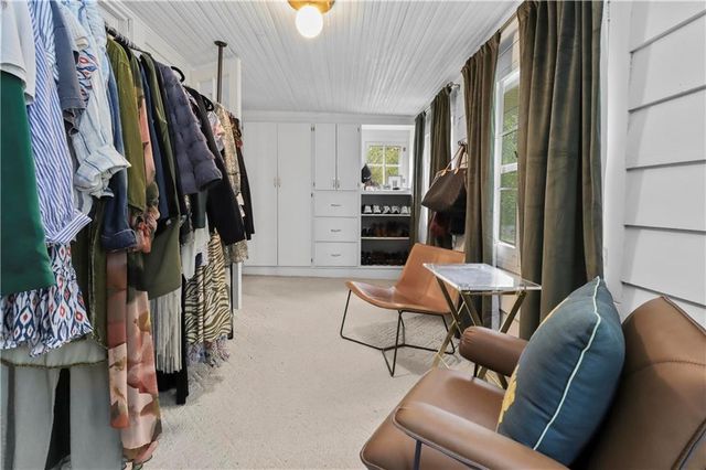 408 W 61st Street, Kansas City, MO 64113