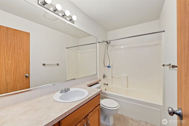 18614 84th Avenue Ct E, Puyallup, WA 98375