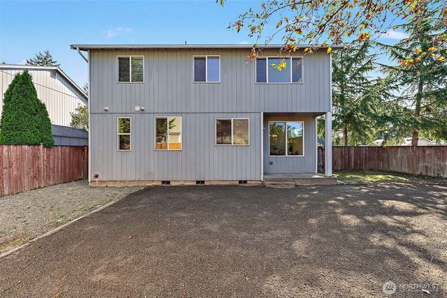 18614 84th Avenue Ct E, Puyallup, WA 98375