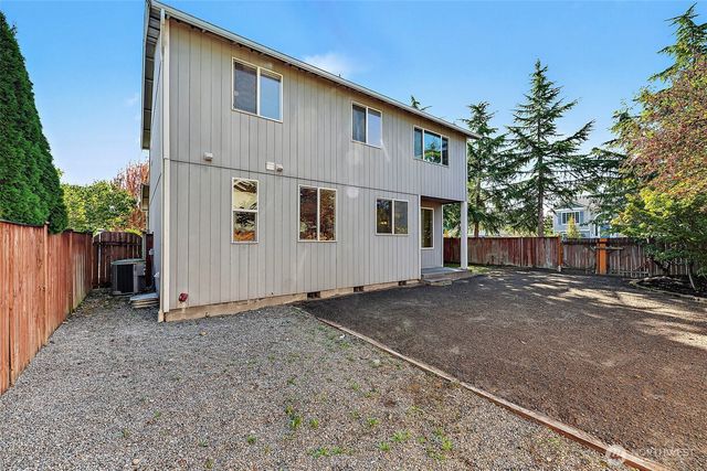 18614 84th Avenue Ct E, Puyallup, WA 98375