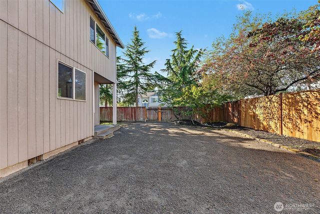 18614 84th Avenue Ct E, Puyallup, WA 98375