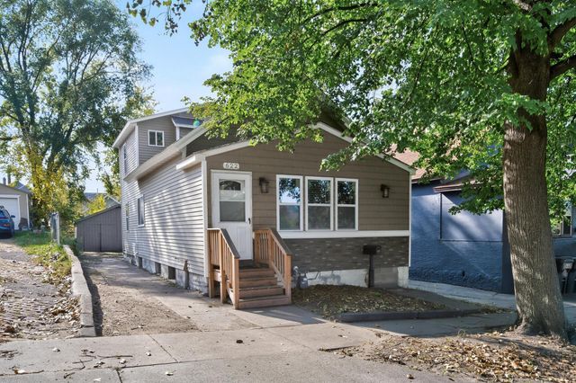 622 Bush Avenue, Saint Paul, MN 55130