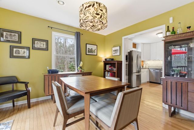 9906 Oak Hollow Road, Chapel Hill, NC 27516