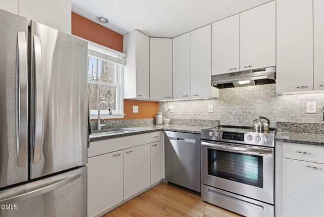 9906 Oak Hollow Road, Chapel Hill, NC 27516