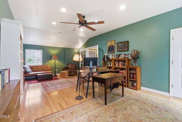 9906 Oak Hollow Road, Chapel Hill, NC 27516