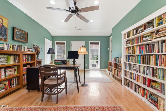 9906 Oak Hollow Road, Chapel Hill, NC 27516