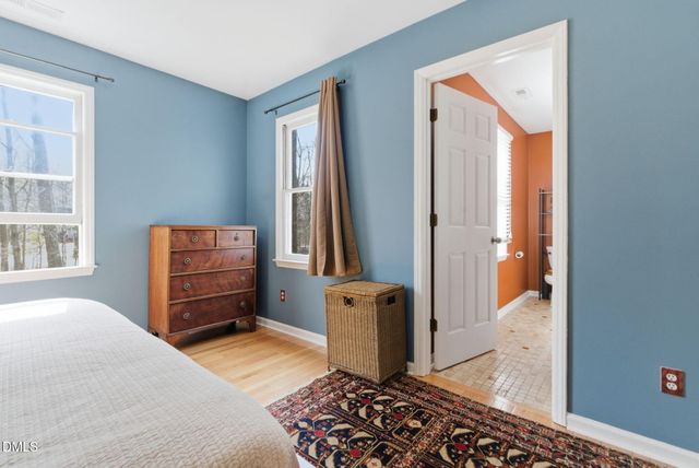 9906 Oak Hollow Road, Chapel Hill, NC 27516