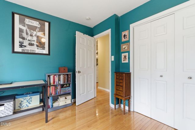 9906 Oak Hollow Road, Chapel Hill, NC 27516