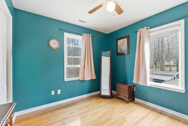 9906 Oak Hollow Road, Chapel Hill, NC 27516