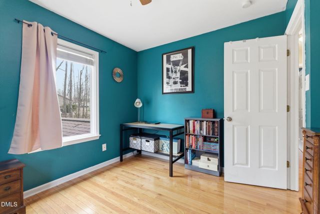 9906 Oak Hollow Road, Chapel Hill, NC 27516