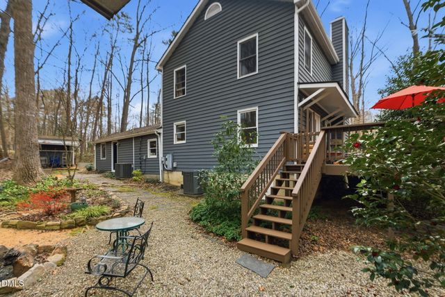 9906 Oak Hollow Road, Chapel Hill, NC 27516