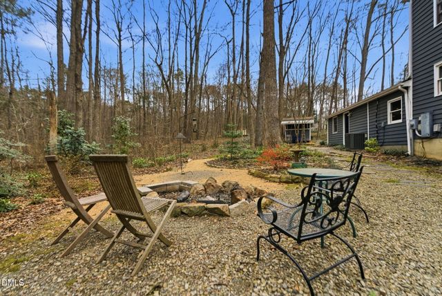 9906 Oak Hollow Road, Chapel Hill, NC 27516