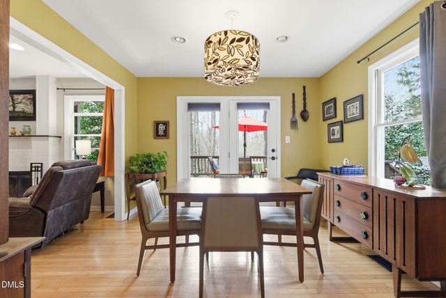 9906 Oak Hollow Road, Chapel Hill, NC 27516