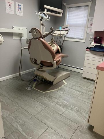 222 Haledon Ave, Prospect Park Boro, NJ 07508