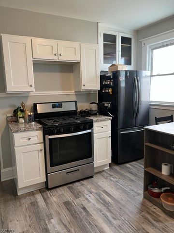 222 Haledon Ave, Prospect Park Boro, NJ 07508