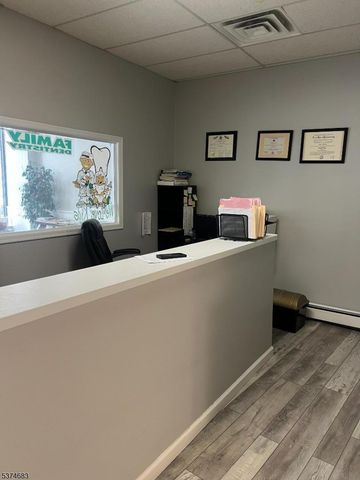 222 Haledon Ave, Prospect Park Boro, NJ 07508