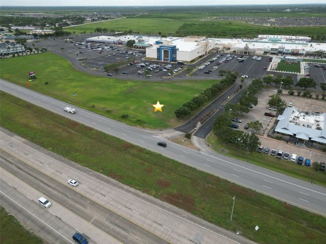 00000 Emmett F Lowry Expressway, Texas City, TX 77591