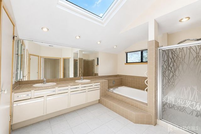 83 Sayre Drive, Plainsboro, NJ 08540