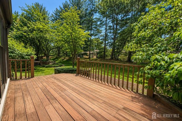 83 Sayre Drive, Plainsboro, NJ 08540