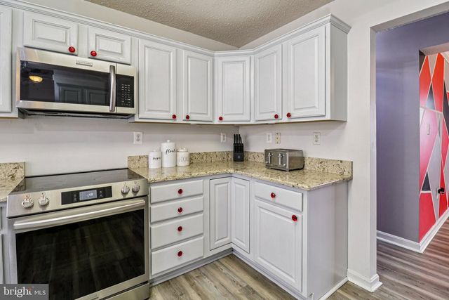 13 POCAHONTAS CT, La Plata, MD 20646