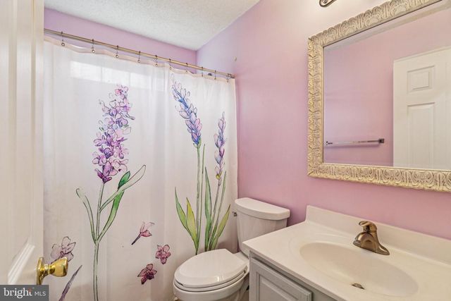 13 POCAHONTAS CT, La Plata, MD 20646