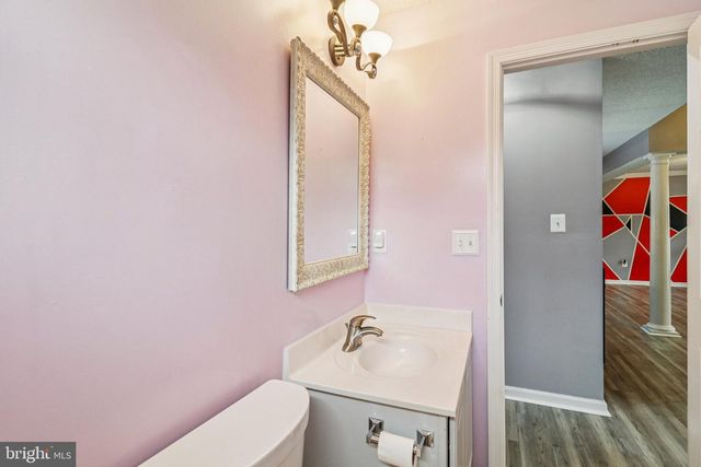 13 POCAHONTAS CT, La Plata, MD 20646