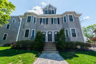 81 Ash Street 3-2, Waltham, MA 02453