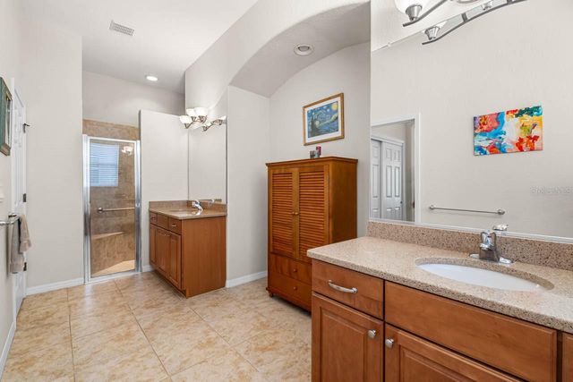 2128 SIFIELD GREENS WAY 13, Sun City Center, FL 33573