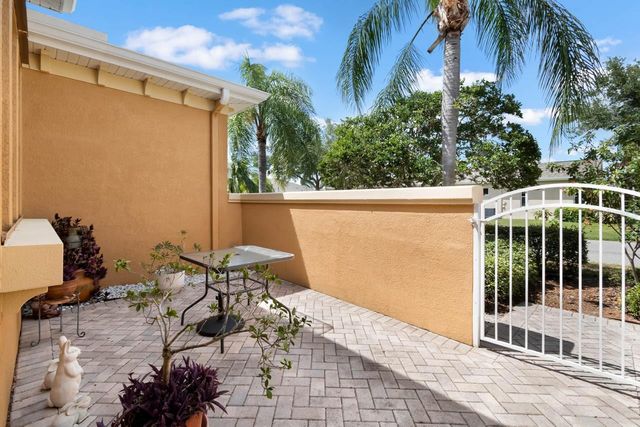 2128 SIFIELD GREENS WAY 13, Sun City Center, FL 33573