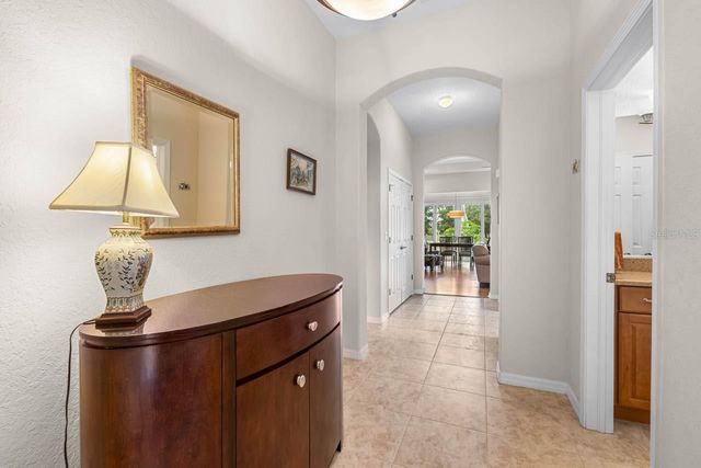 2128 SIFIELD GREENS WAY 13, Sun City Center, FL 33573