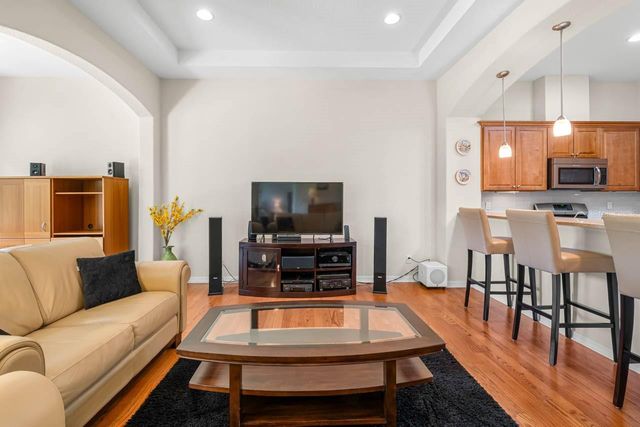 2128 SIFIELD GREENS WAY 13, Sun City Center, FL 33573