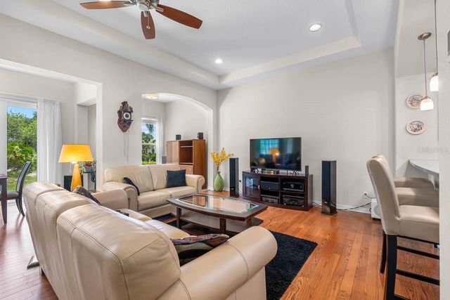 2128 SIFIELD GREENS WAY 13, Sun City Center, FL 33573