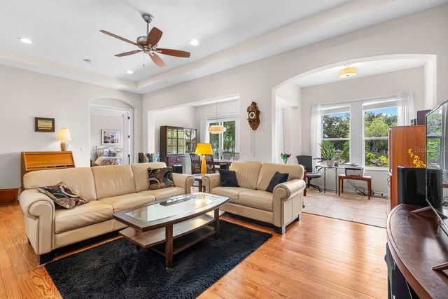 2128 SIFIELD GREENS WAY 13, Sun City Center, FL 33573