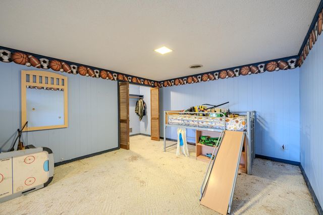 705 HURRICANE HILL DR, Waynesboro, TN 38485