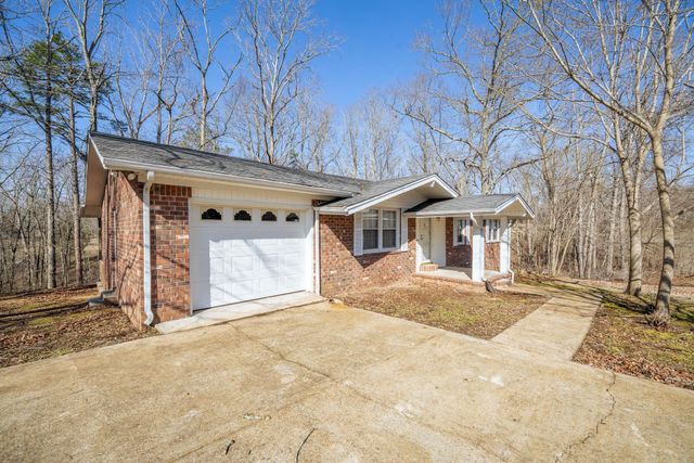 705 HURRICANE HILL DR, Waynesboro, TN 38485
