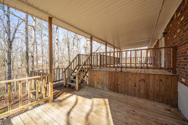 705 HURRICANE HILL DR, Waynesboro, TN 38485