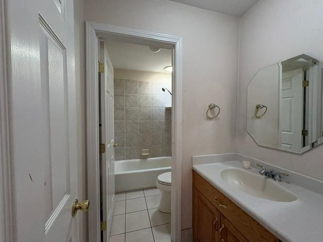 8711 Grizzly Flat Rd, Somerset, CA 95684