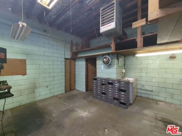 702 Vesta Street, Inglewood, CA 90302