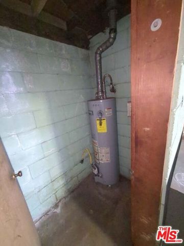 702 Vesta Street, Inglewood, CA 90302