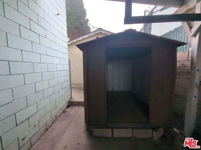 702 Vesta Street, Inglewood, CA 90302