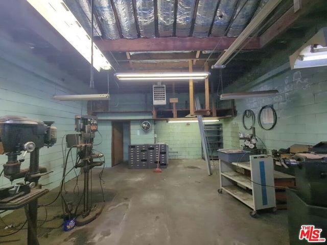 702 Vesta Street, Inglewood, CA 90302