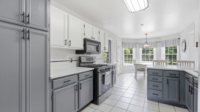 3630 W Trimble Rd, Milton, TN 37118