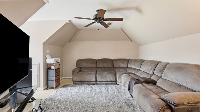 3630 W Trimble Rd, Milton, TN 37118