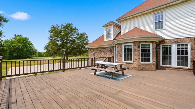 3630 W Trimble Rd, Milton, TN 37118
