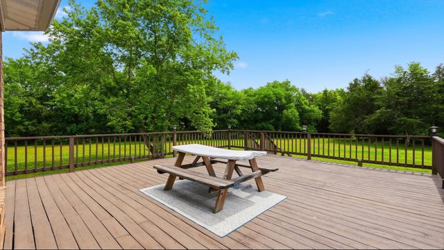 3630 W Trimble Rd, Milton, TN 37118