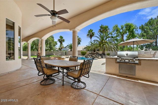 8669 E DAVENPORT Drive, Scottsdale, AZ 85260