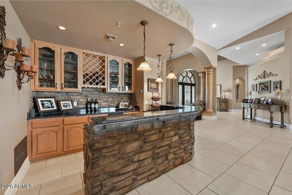 8669 E DAVENPORT Drive, Scottsdale, AZ 85260 — photo 3