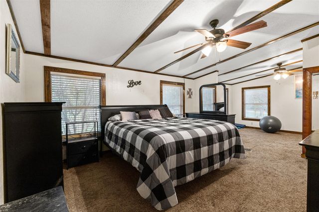 107 Lakewood Circle, Somerville, TX 77879